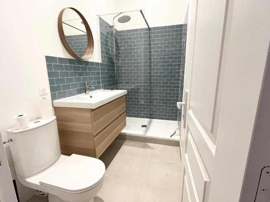 Pleasant 3-Bedroom Flat In The Center Of マルセイユ エクステリア 写真